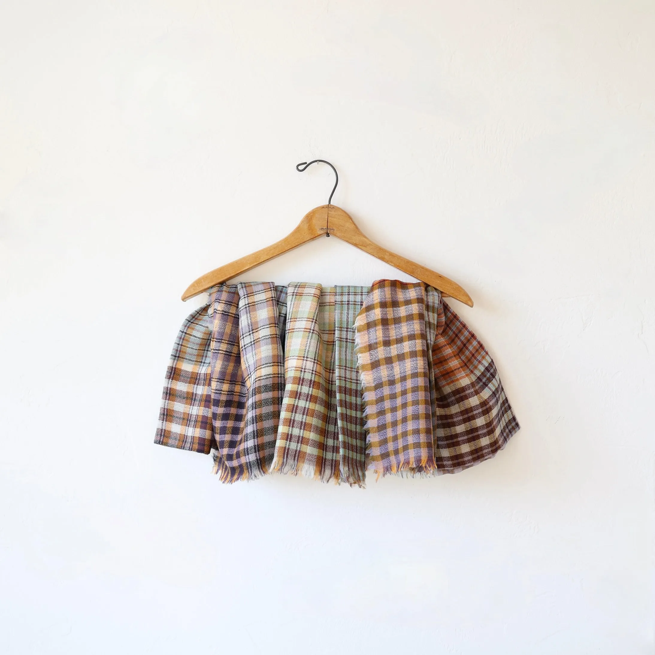 Épice Large Wool Plaid Stole - 3 Colors