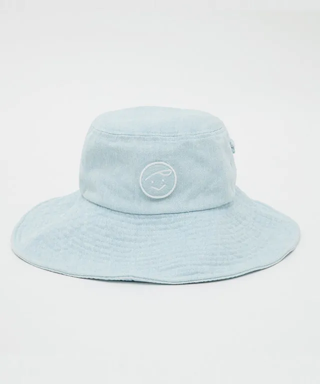 PIV'VEE  Walking Mickey Bucket Hat - 2 Colors