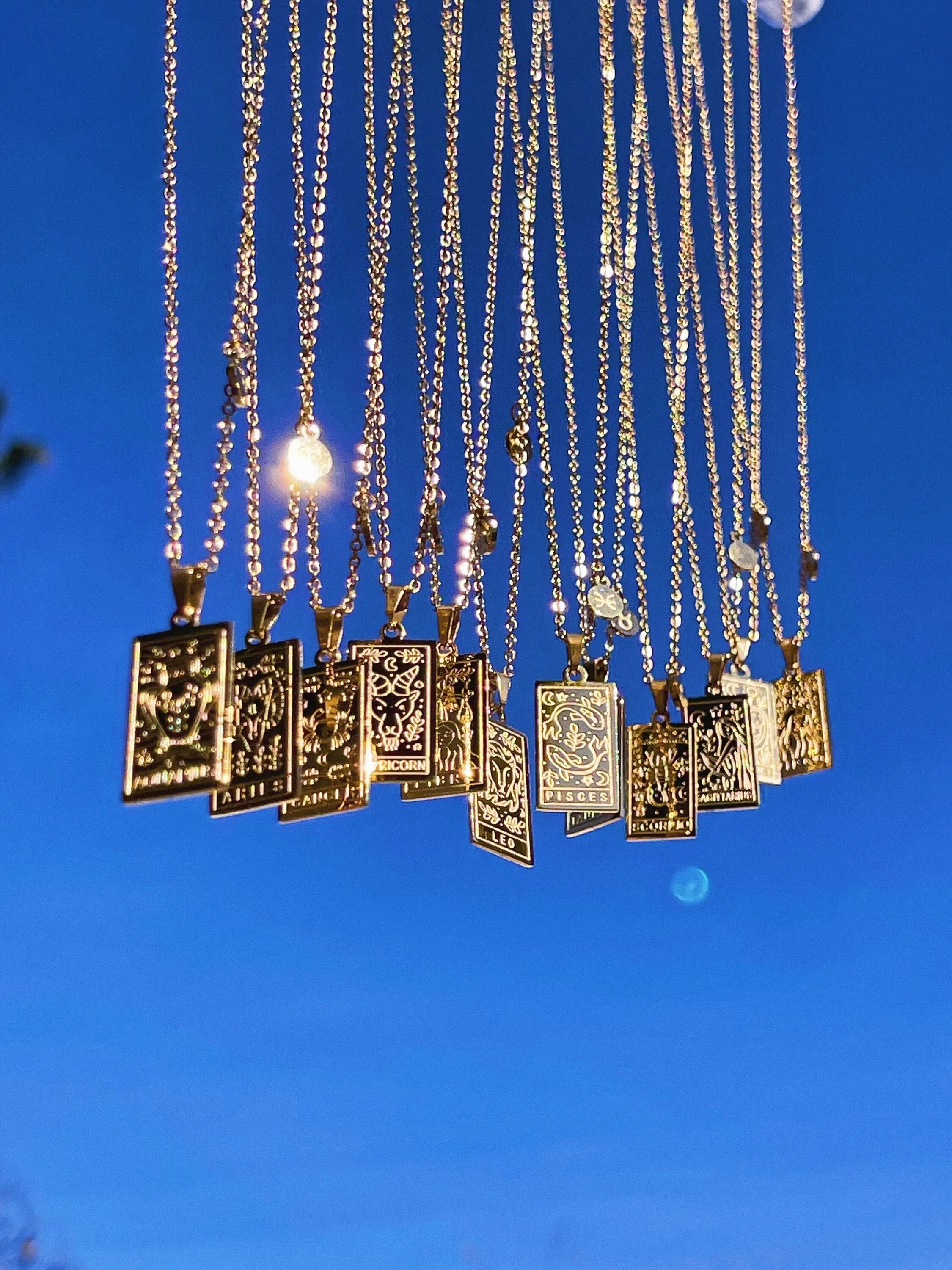 Plate Zodiac Tarot Card Necklaces