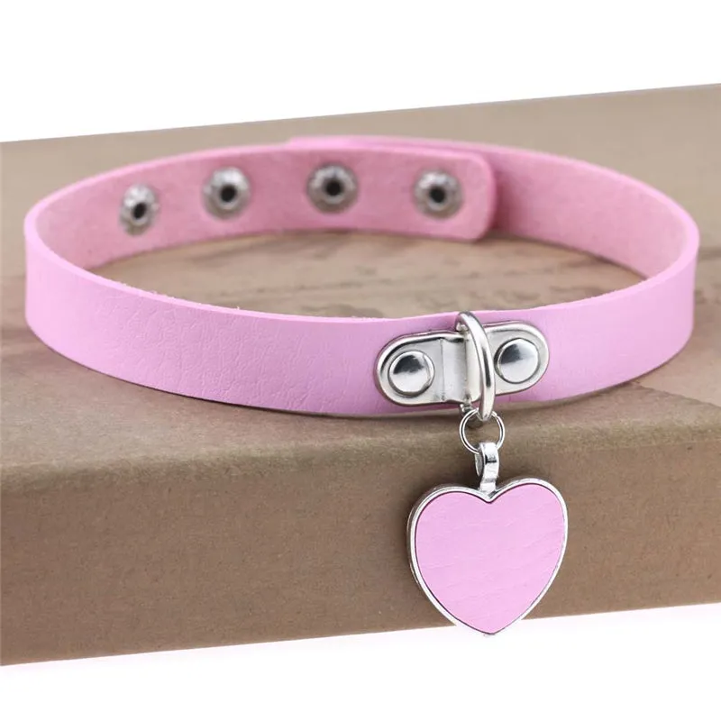 "LOVE PENDANT" CHOKER D070804