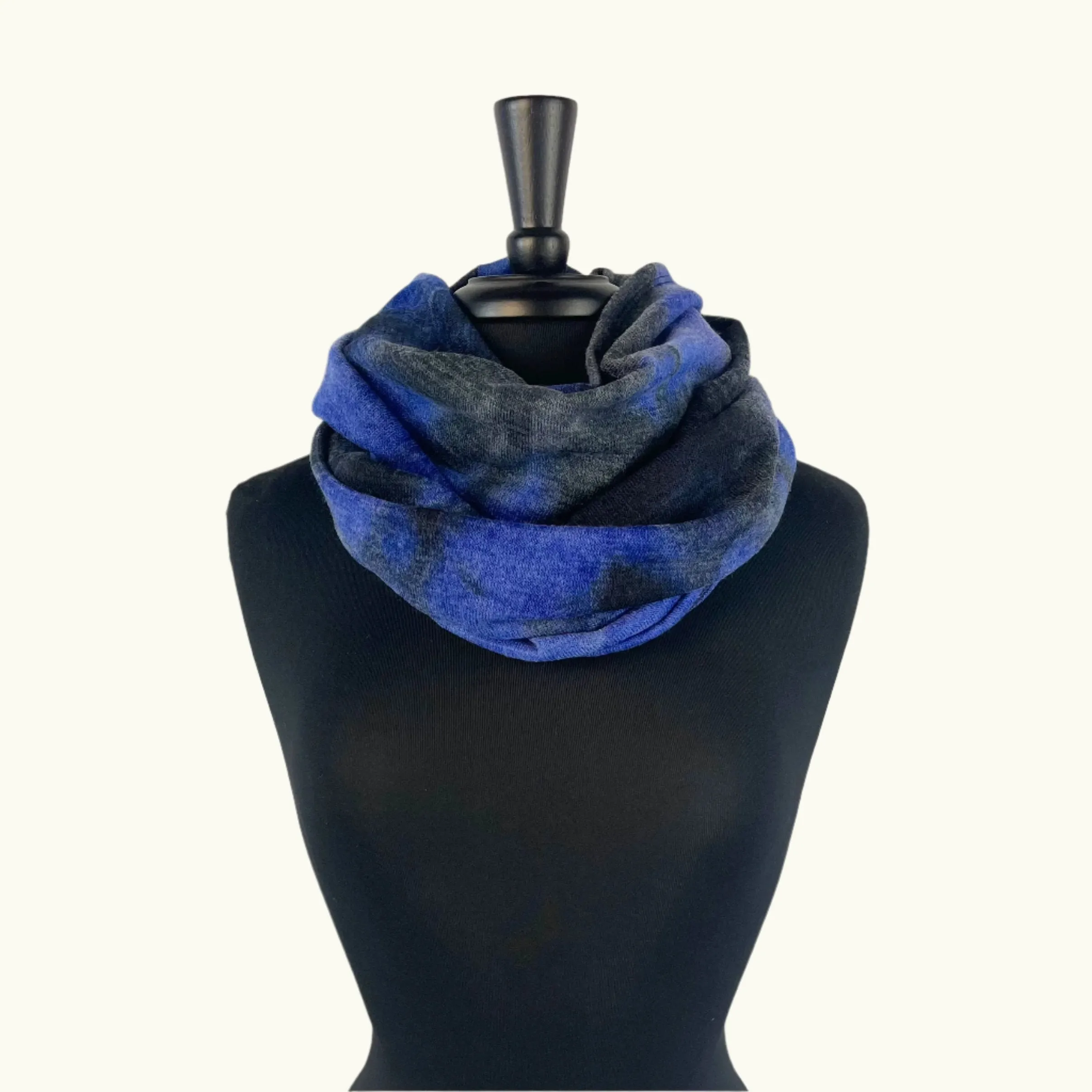 Raina Infinity Loop Scarf
