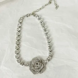 Rhinestone Rose Flowers Short Choker Necklace