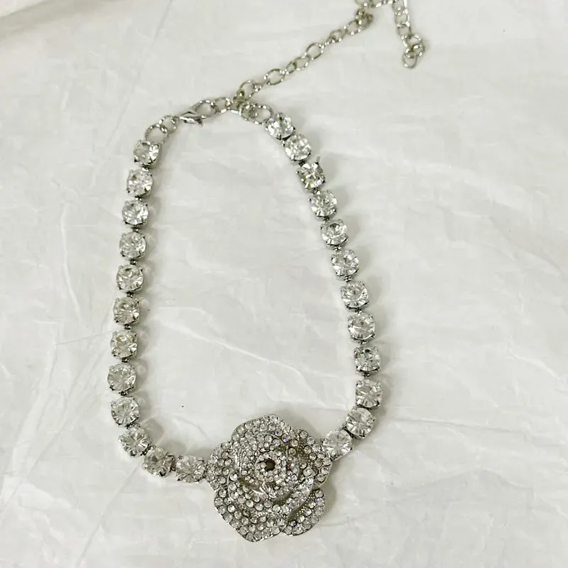 Rhinestone Rose Flowers Short Choker Necklace