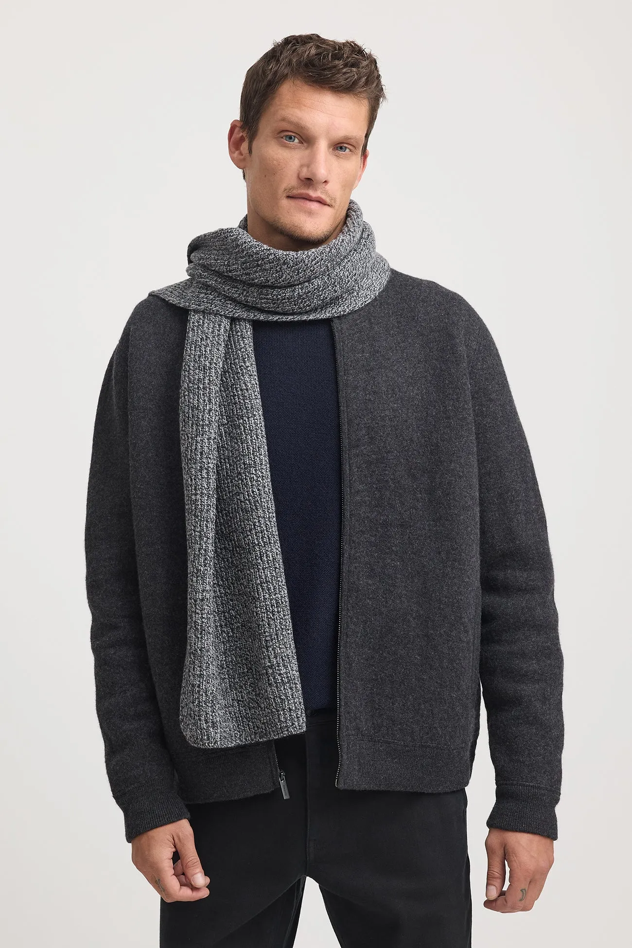 Rib Knit Scarf | Black & White
