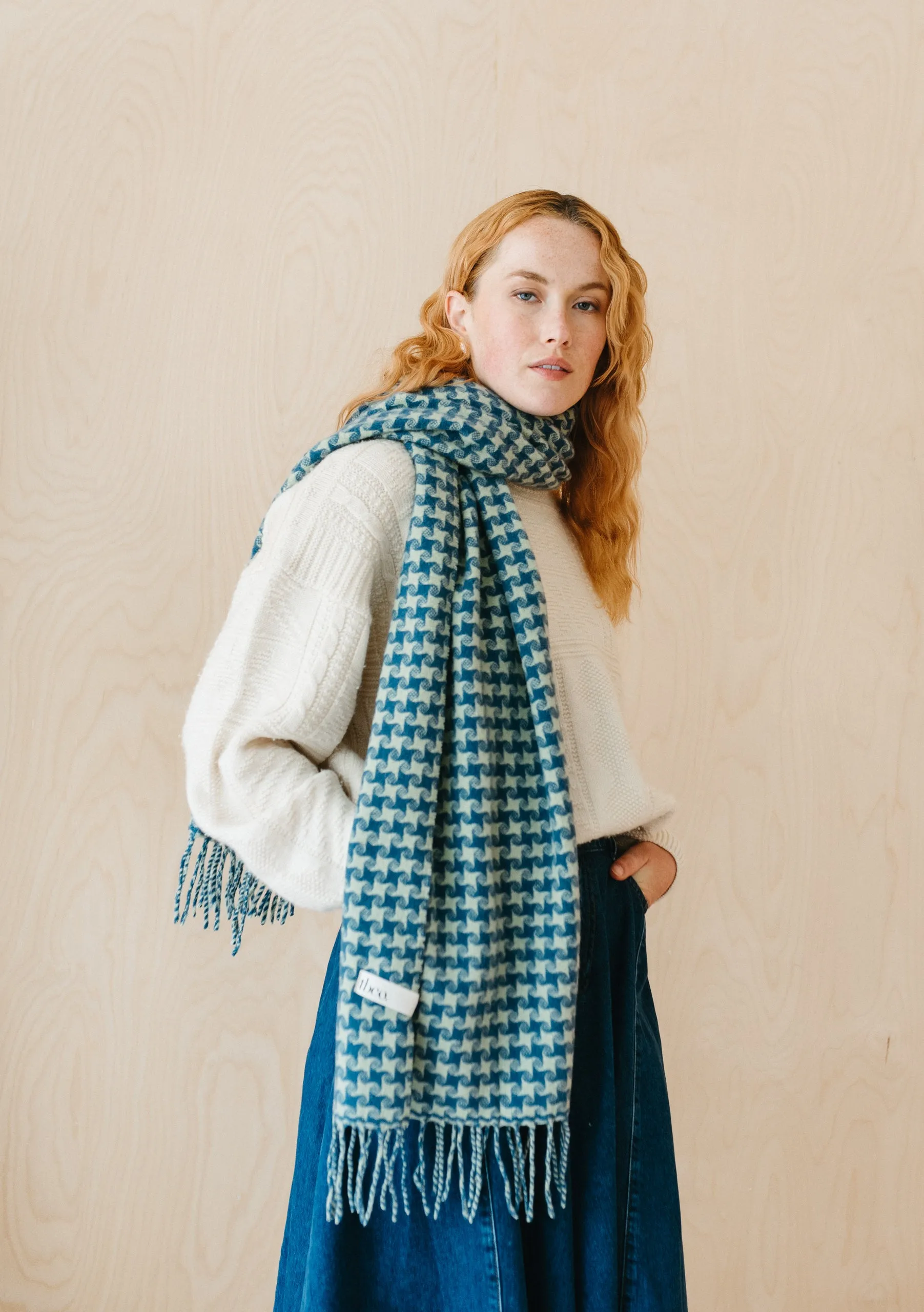 Sample Sale Cashmere Oversized Scarf in Green Star Houndstooth