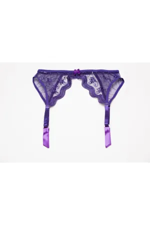 Scalloped Embroidery Garterbelt
