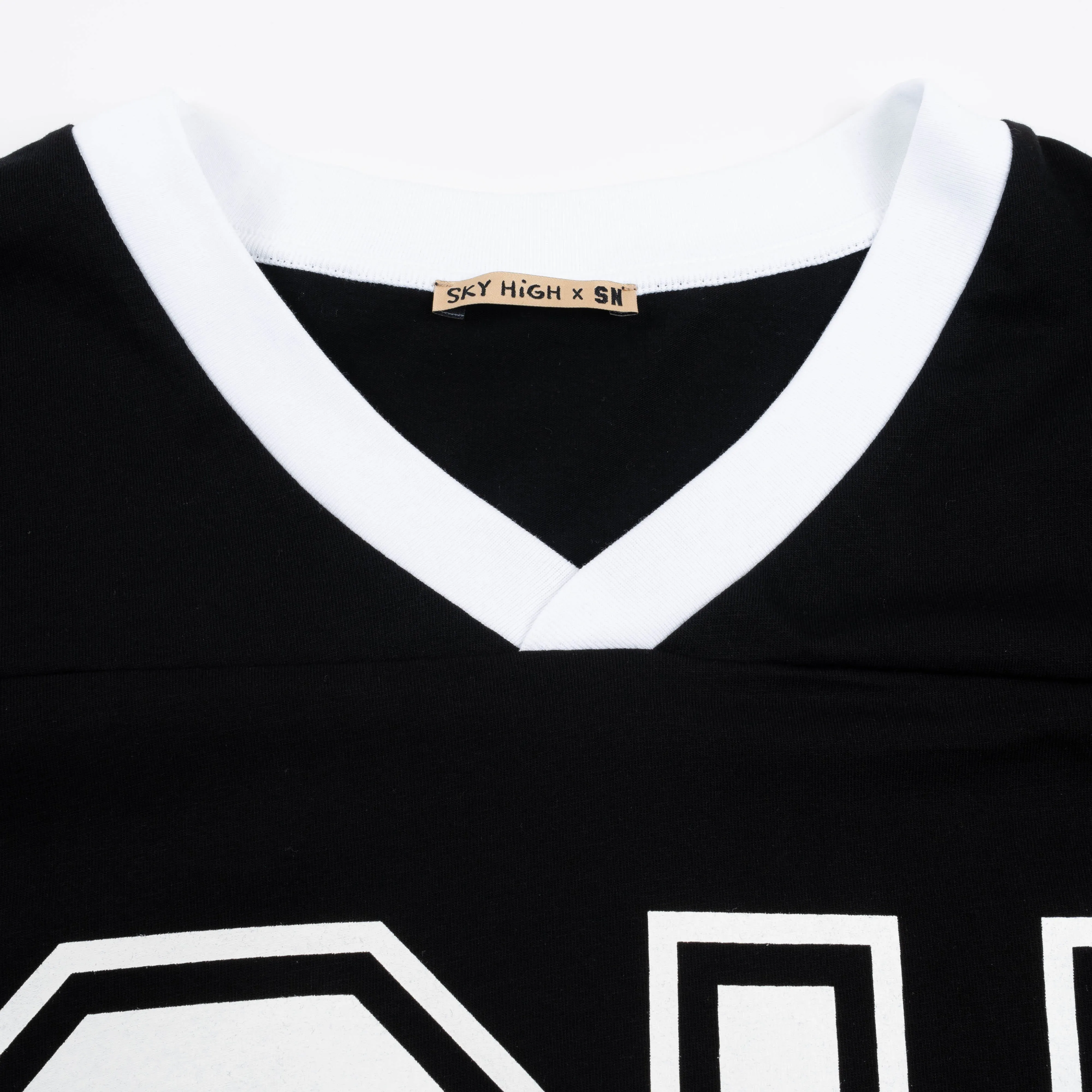 SHFWW x Samira Nasr V-Neck Tee Black SHF04T301