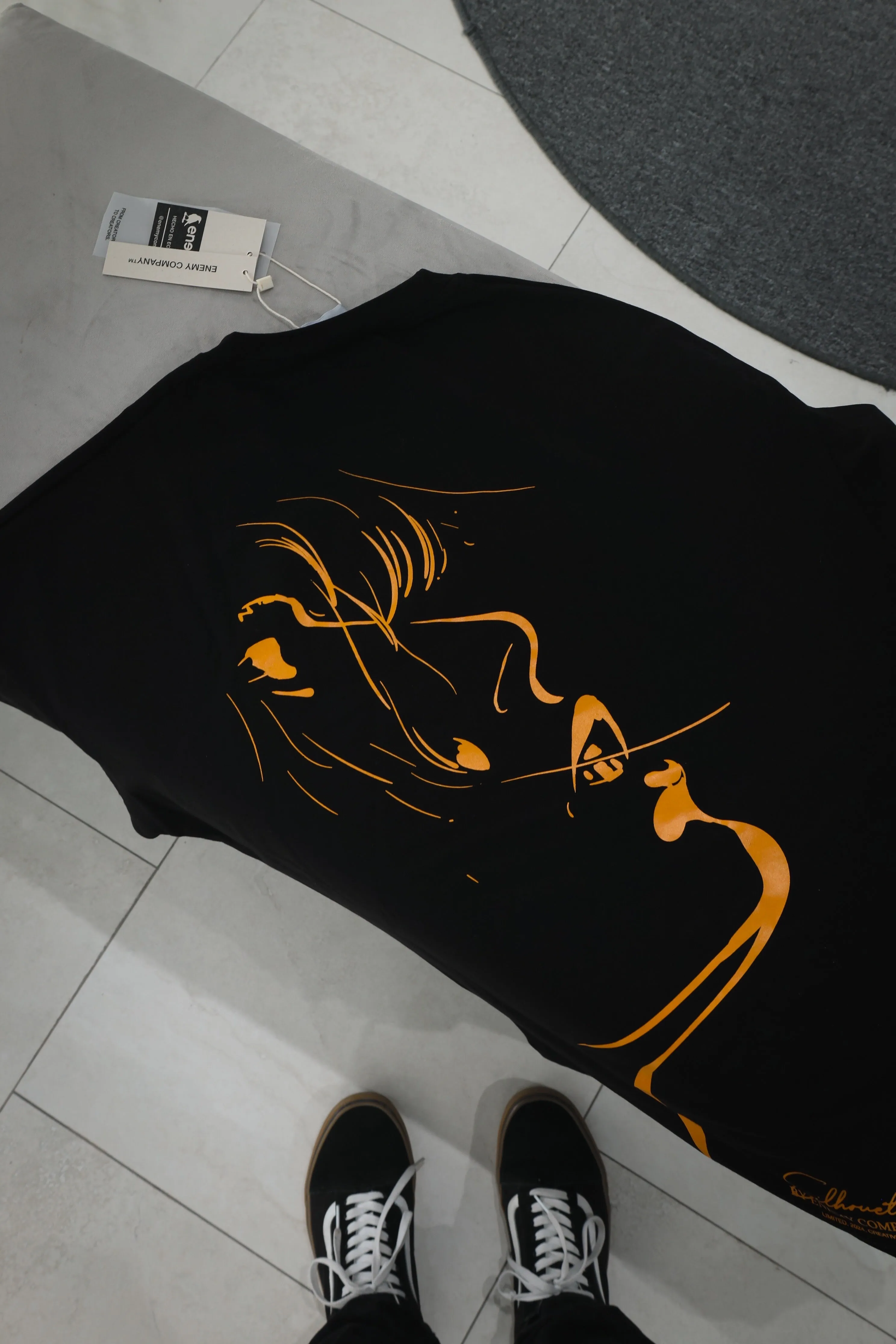 Silhouette Iconic Profile T-shirt