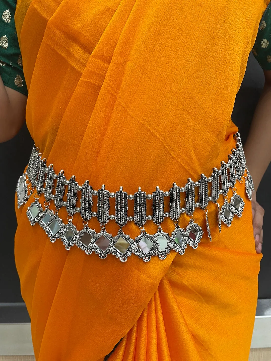 Silver Kamarbandh Fancy Mirror Design