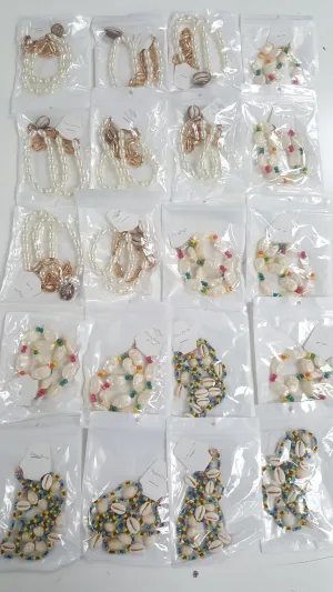 SL-043 Women's Necklaces x 20 pcs - NEW - SMALL LOT