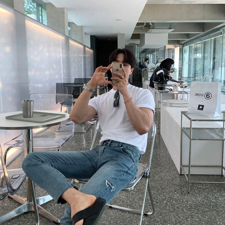 Slim Fit Basic Tee