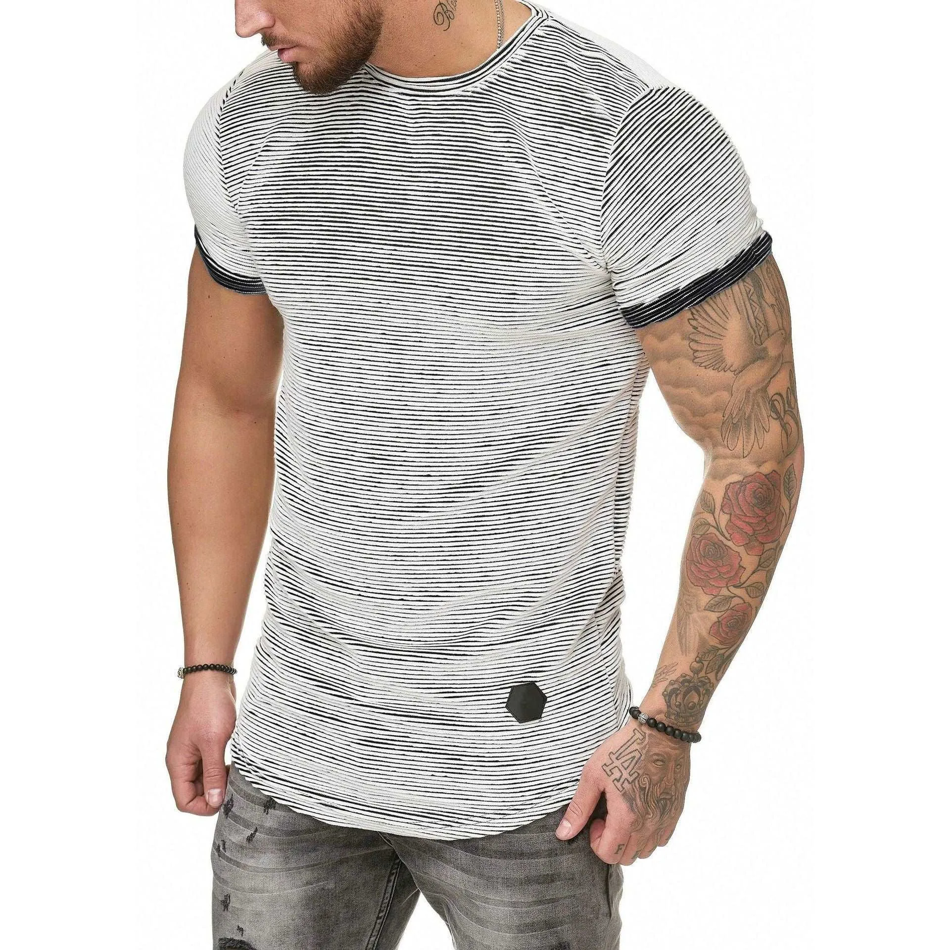 SLIM FIT STRIPED TEE