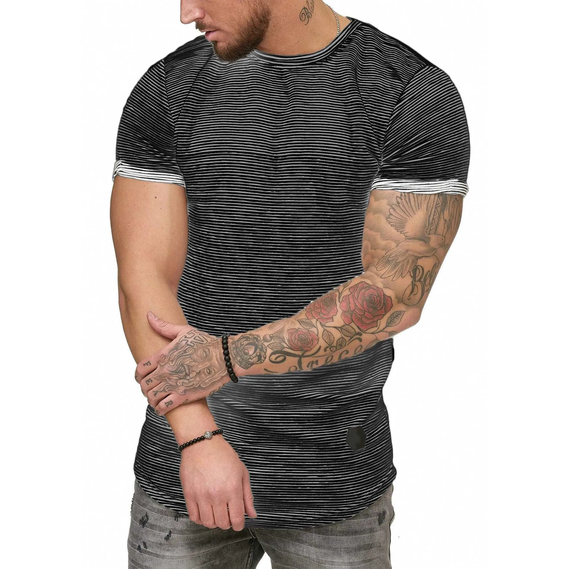 SLIM FIT STRIPED TEE