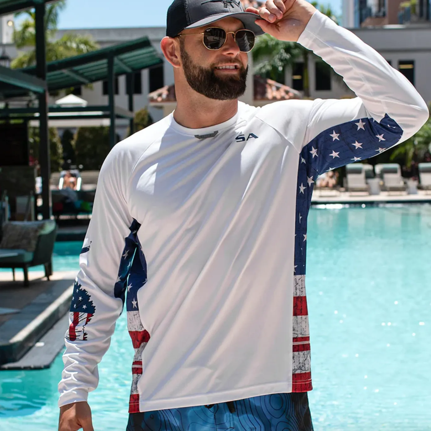 SNAPBACK   PERFORMANCE SHIRT