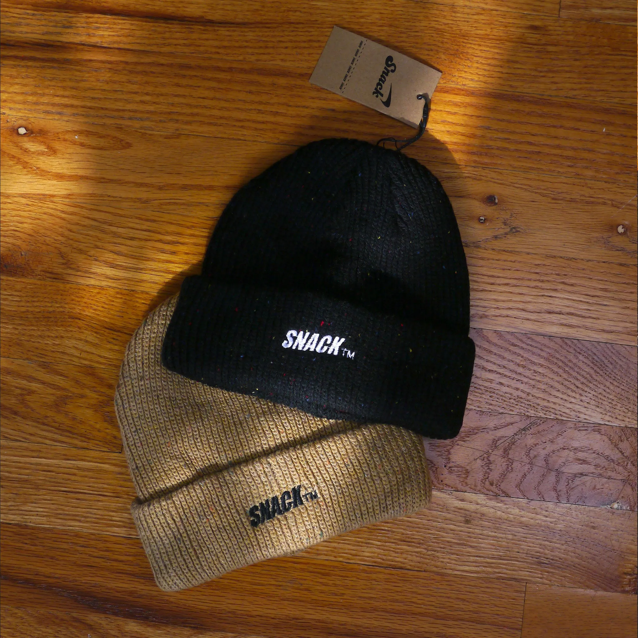 SPECKLE BEANIE - TAN
