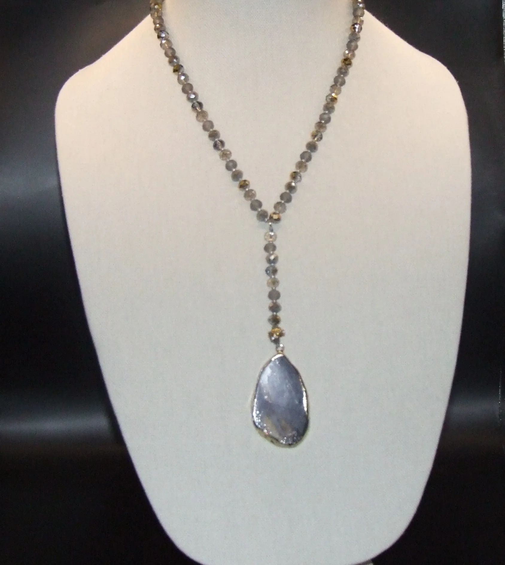 Stone Pendant Crystal Necklaces