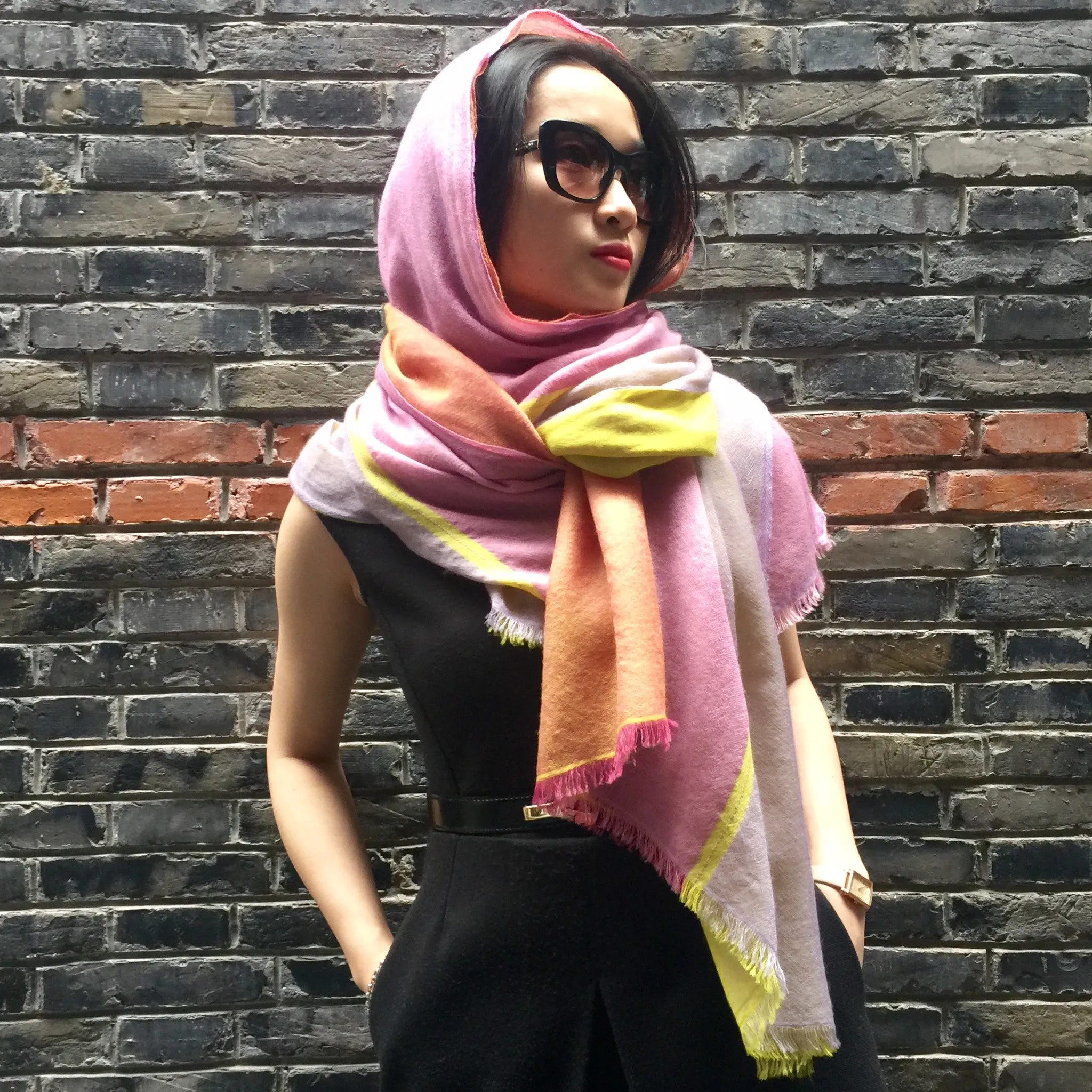 Stunning Quadra Cashmere Scarf - Elegant Blue & Purple