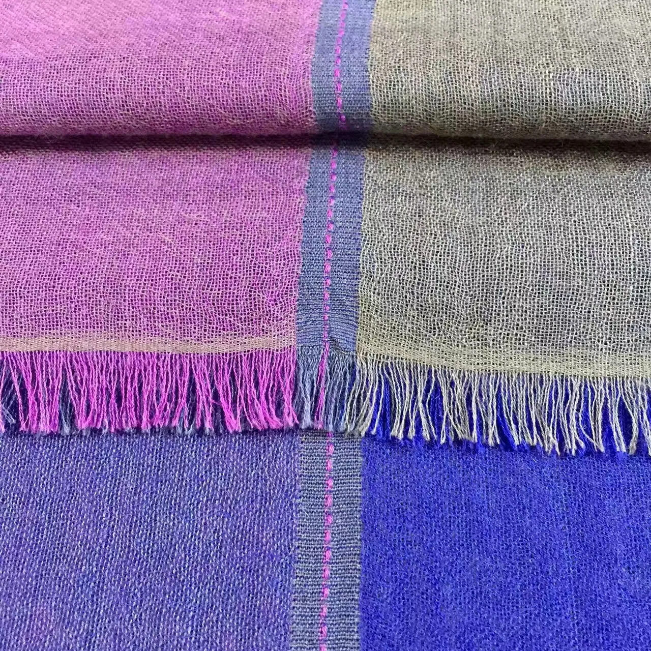 Stunning Quadra Cashmere Scarf - Elegant Blue & Purple