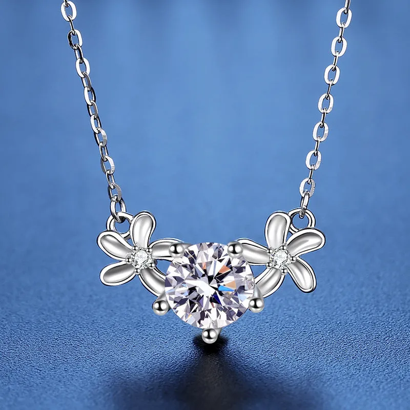 Sweet Daisy Moissanite Necklace