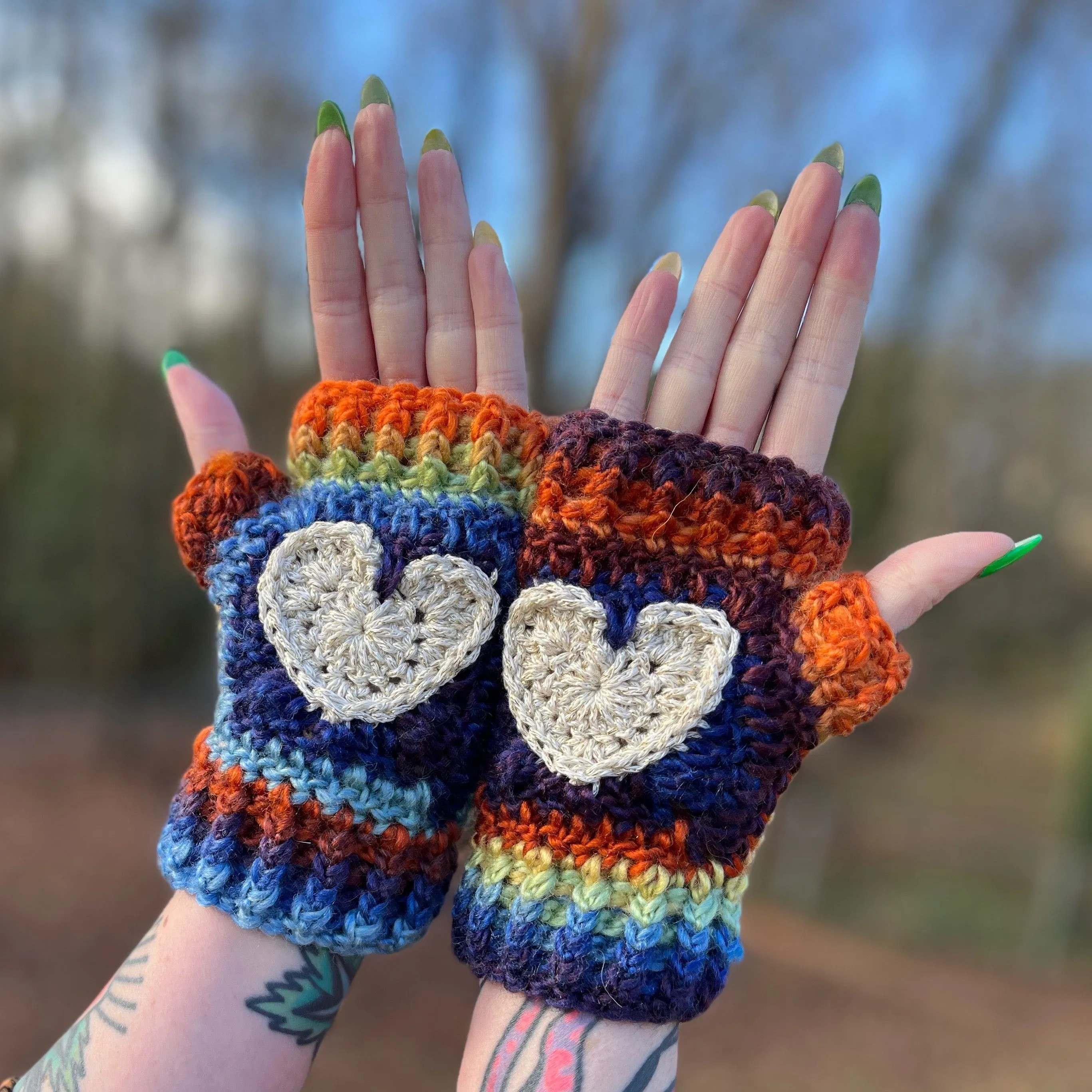 Sweetheart Fingerless Mitts Crochet Pattern