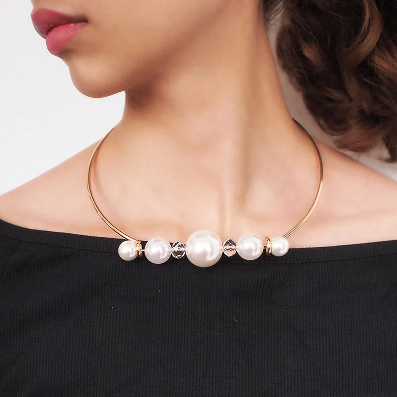 The Galina Pearl Choker
