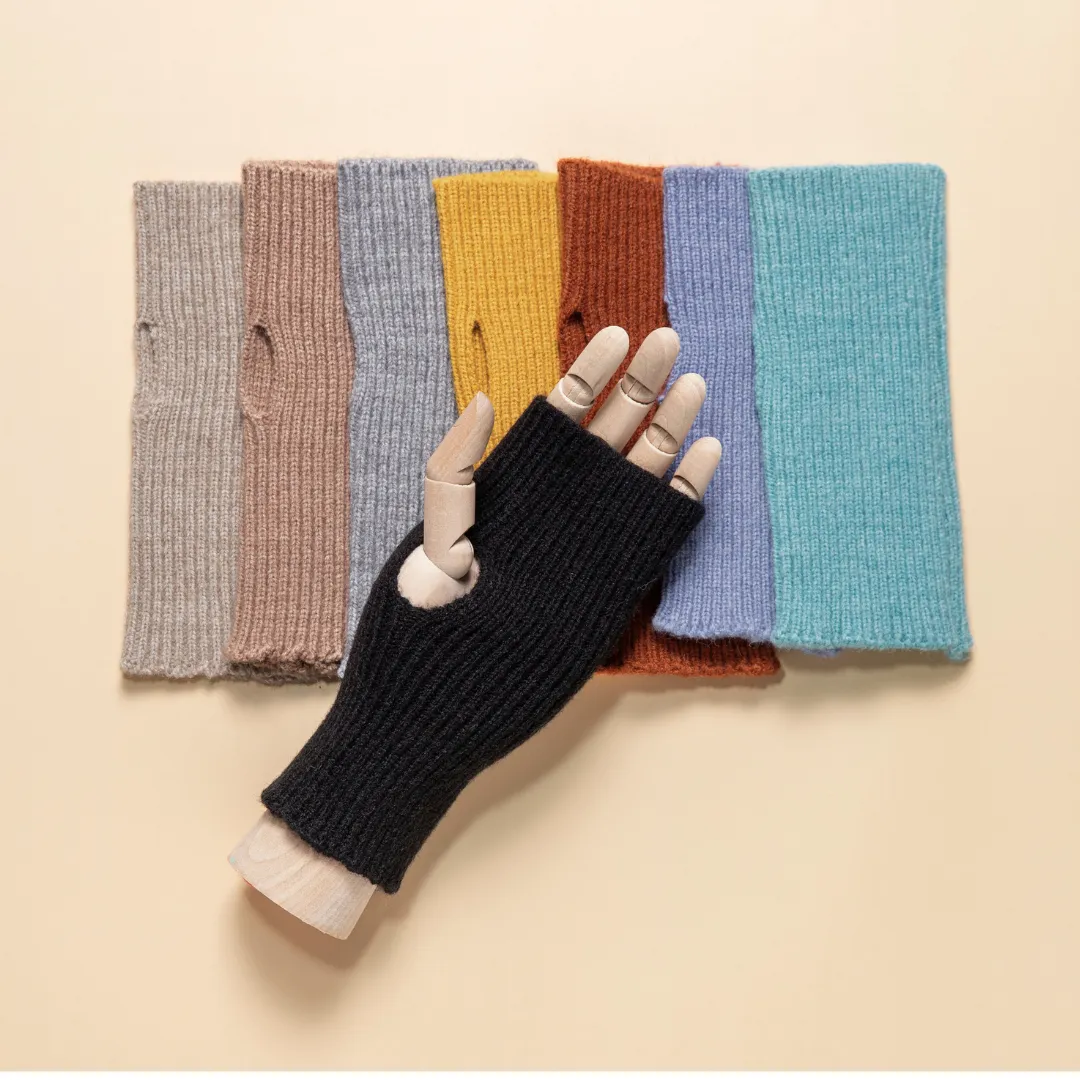 THSG1119: Mustard: Ribbed Fingerless Gloves