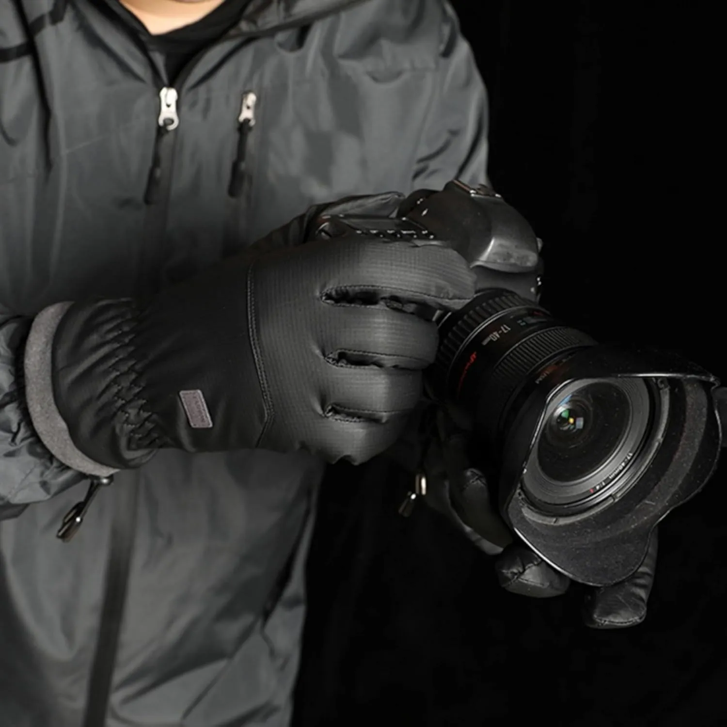 Tomorrow Fashion Winter Gloves for Men and Women, Touchscreen Winter Gloves, Thermal Gloves, Anti-Slip Palm Design for Outdoor Grip, Hiking Gloves Winter, Cold Weather Gloves (Black)