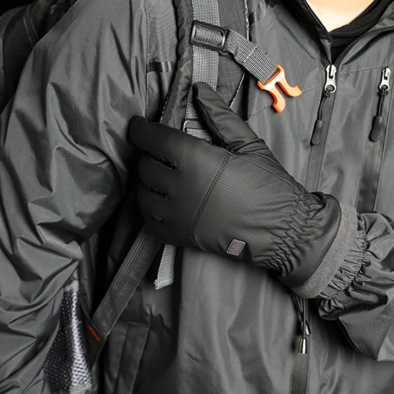 Tomorrow Fashion Winter Gloves for Men and Women, Touchscreen Winter Gloves, Thermal Gloves, Anti-Slip Palm Design for Outdoor Grip, Hiking Gloves Winter, Cold Weather Gloves (Black)