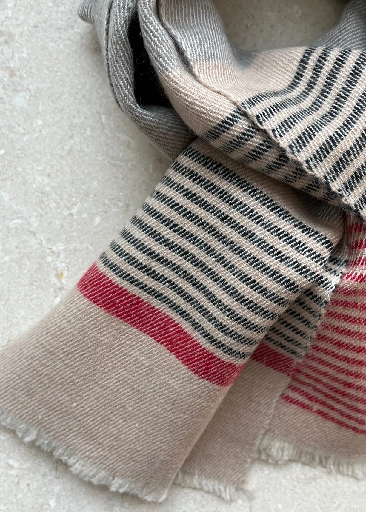Ultimate Cashmere Scarf - Gabriel