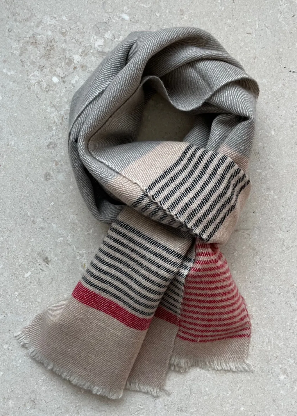 Ultimate Cashmere Scarf - Gabriel