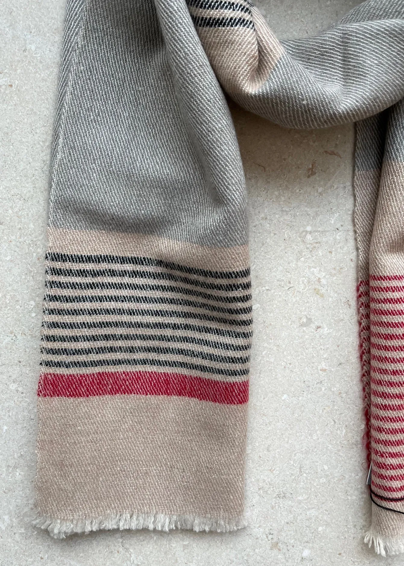 Ultimate Cashmere Scarf - Gabriel