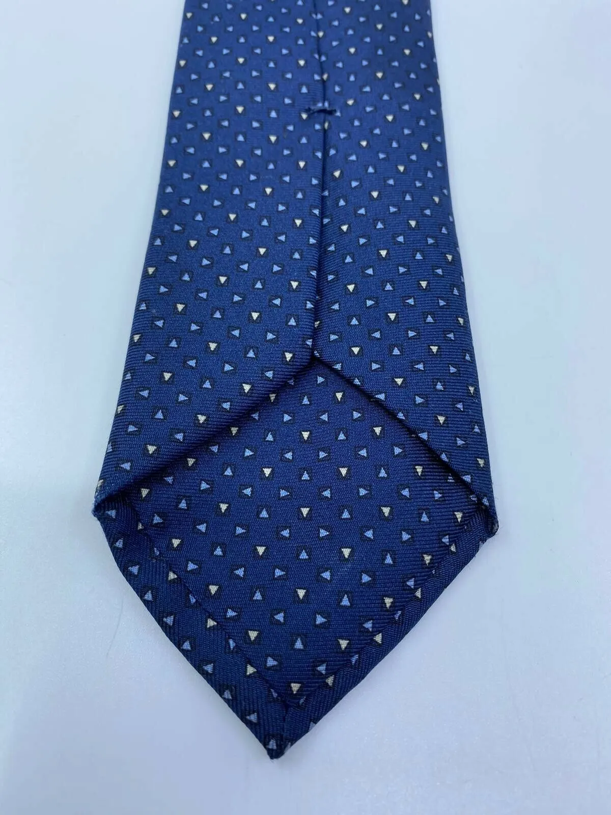 Uniformes Triangle Pattern Silk Tie
