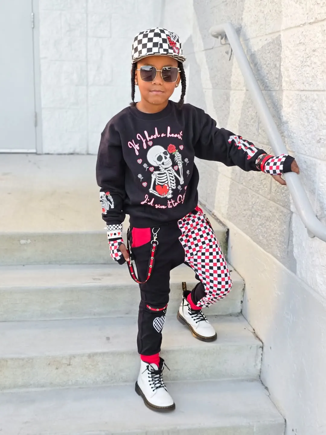 Valentine's Checkerboard Gloves in red,black and white