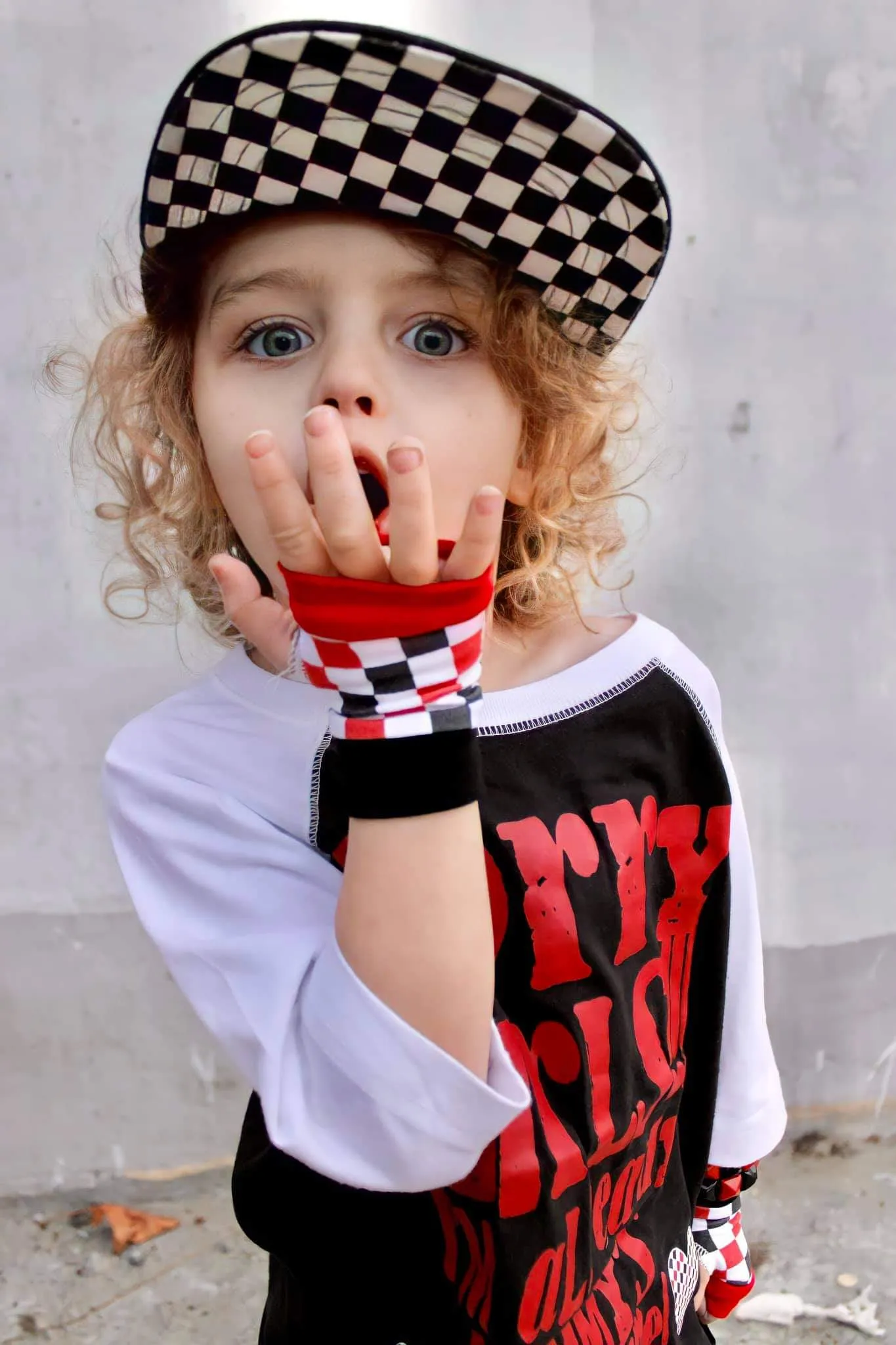 Valentine's Checkerboard Gloves in red,black and white