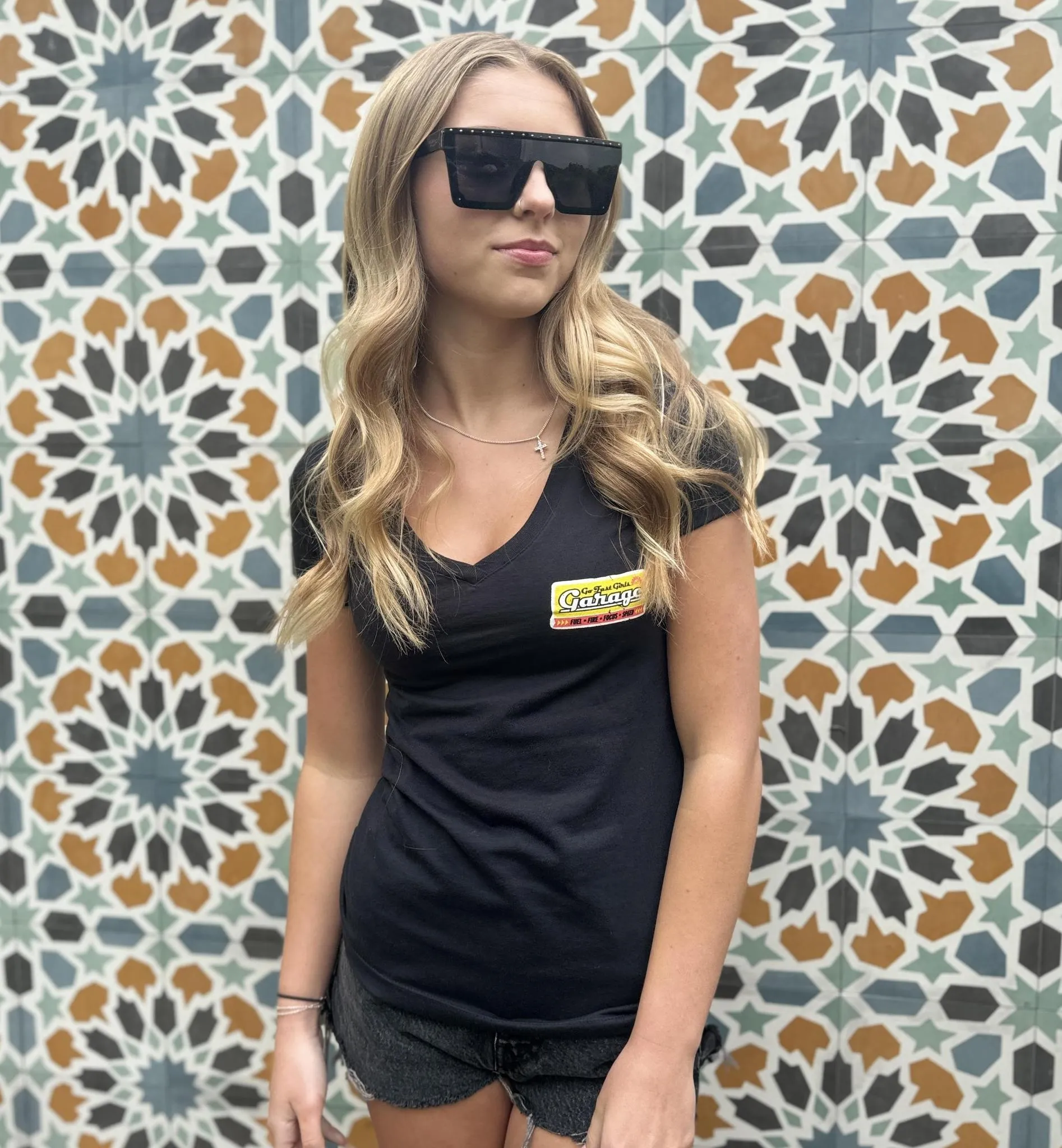 Vintage Garage V-Neck T-shirt