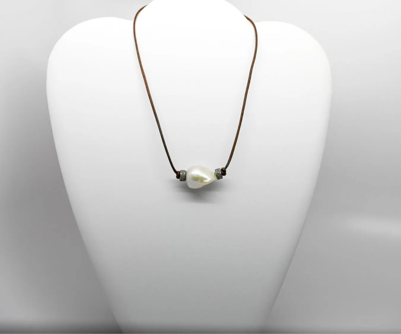 White Baroque Pearl w/ Diamond Roundels Choker