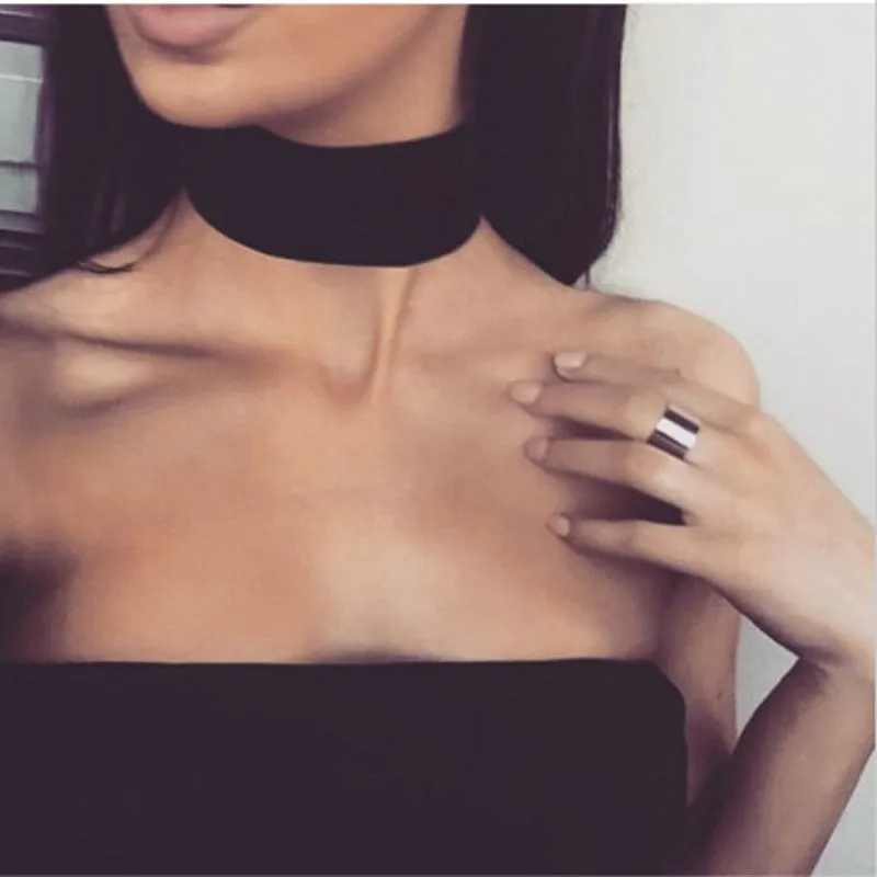 Wide Ribbon Choker Necklace