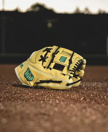 Wilson Fall 2024 A2000® FP75 11.75" Fastpitch Glove