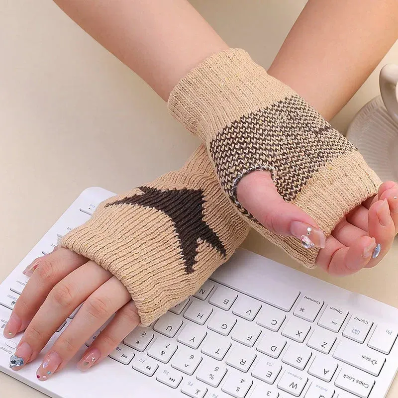 Winter Knitted Woolen Gloves Ins Fashion Y2K Men's Women's Half Finger Warm Five Pointed Star Fingerless Gloves Unisex