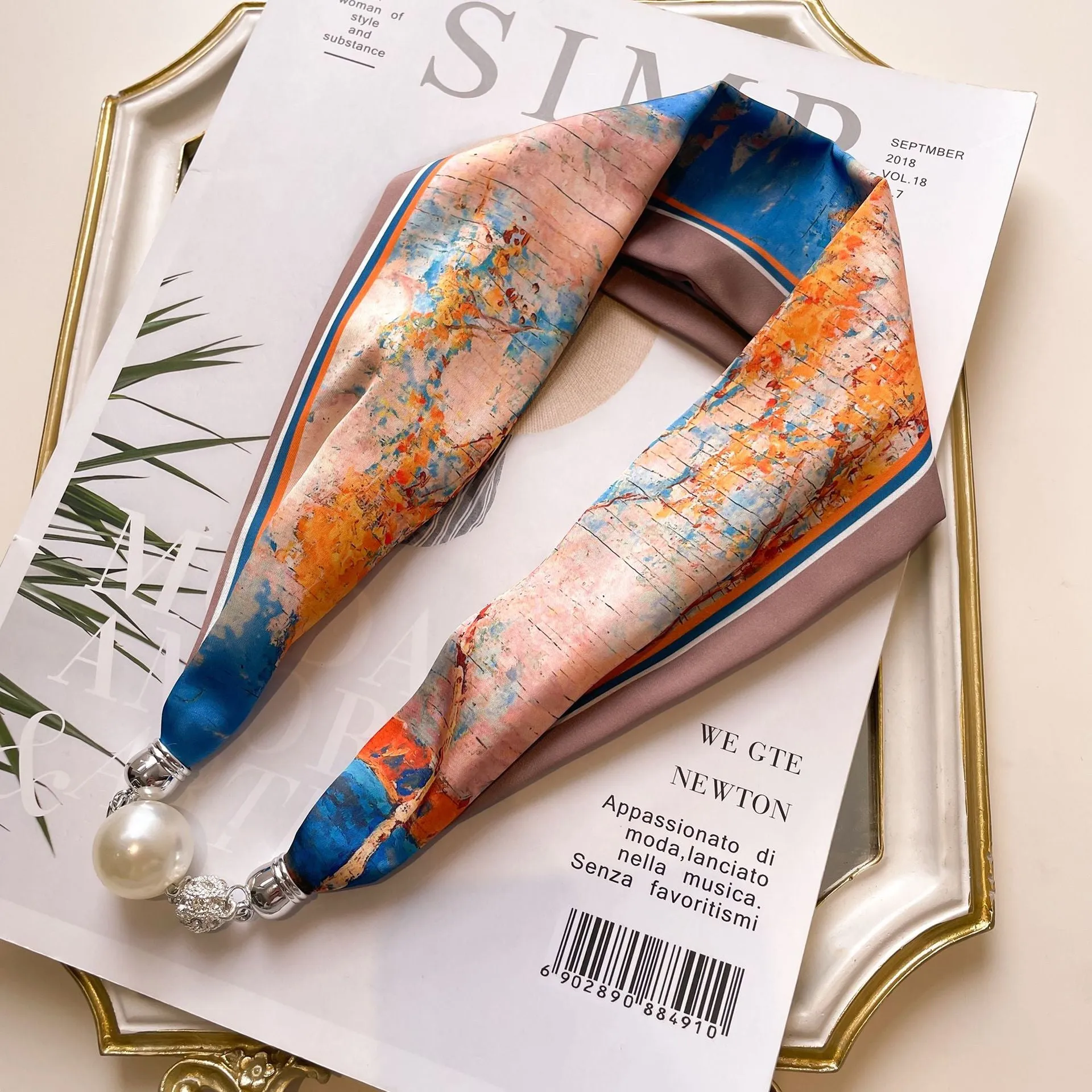 Women's Day Magnetic Suction Convenient Small Silk Scarf Popular