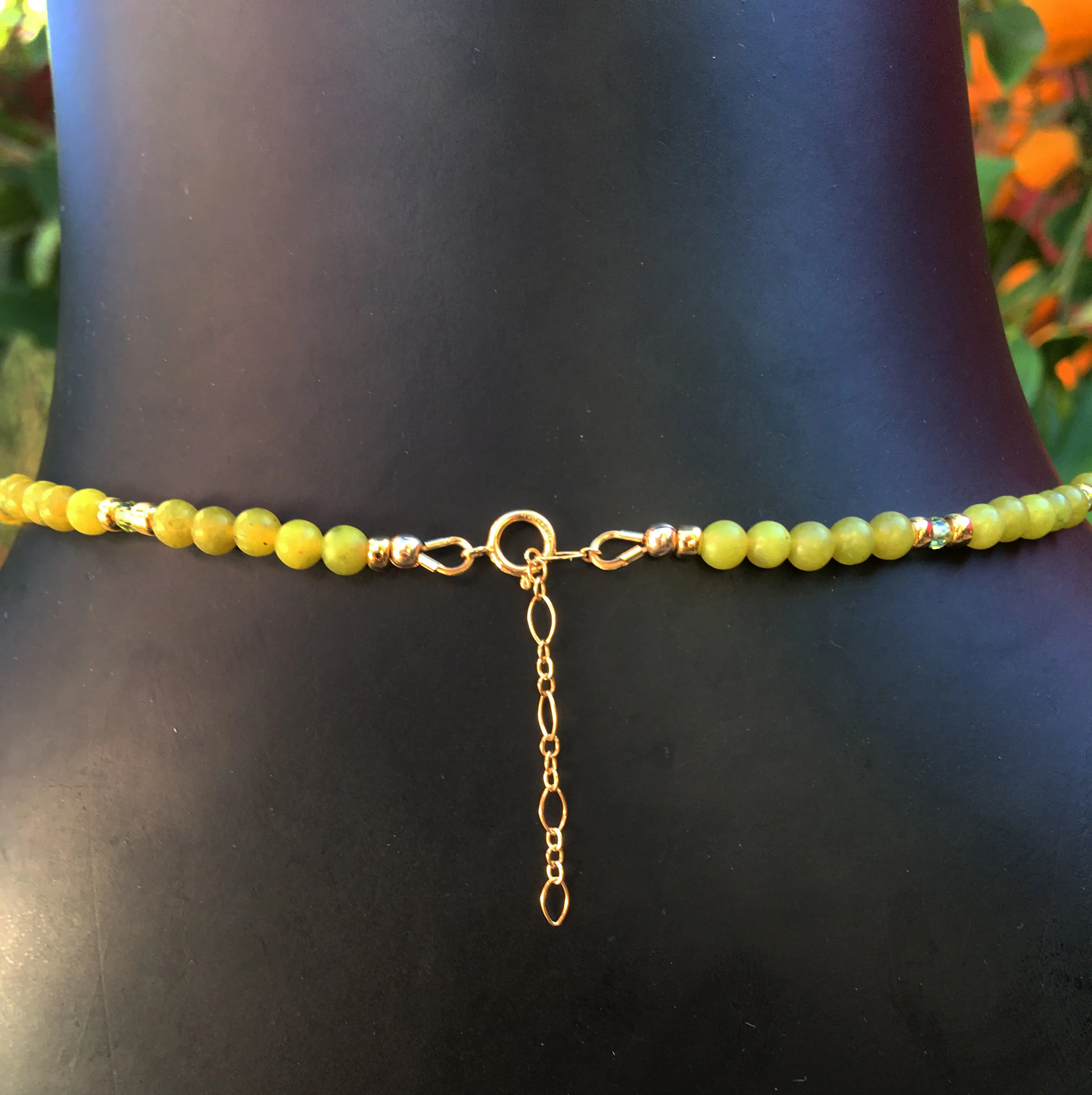 Women's Olive Jade Gemstone with Mother of Pearl Star Choker Necklace