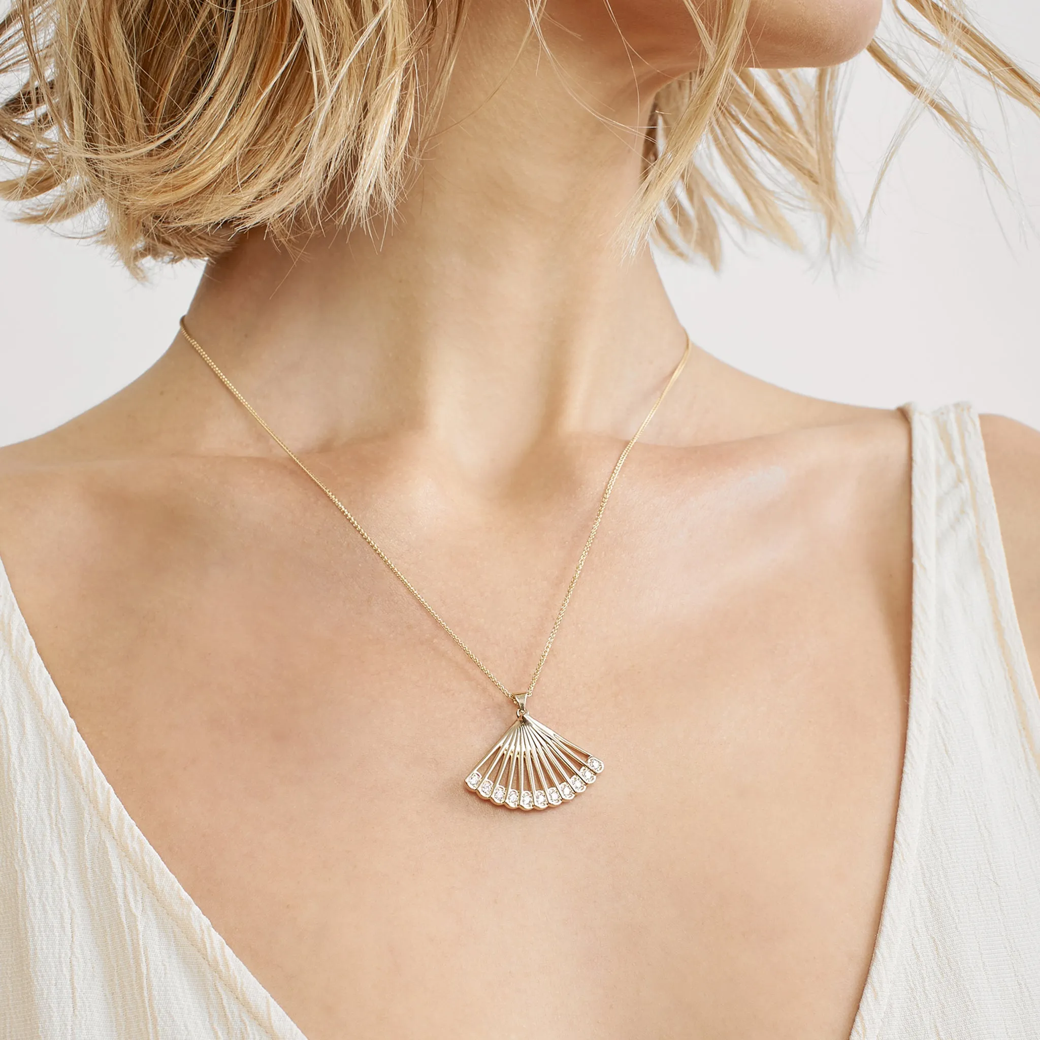 Zoe Fan Necklace