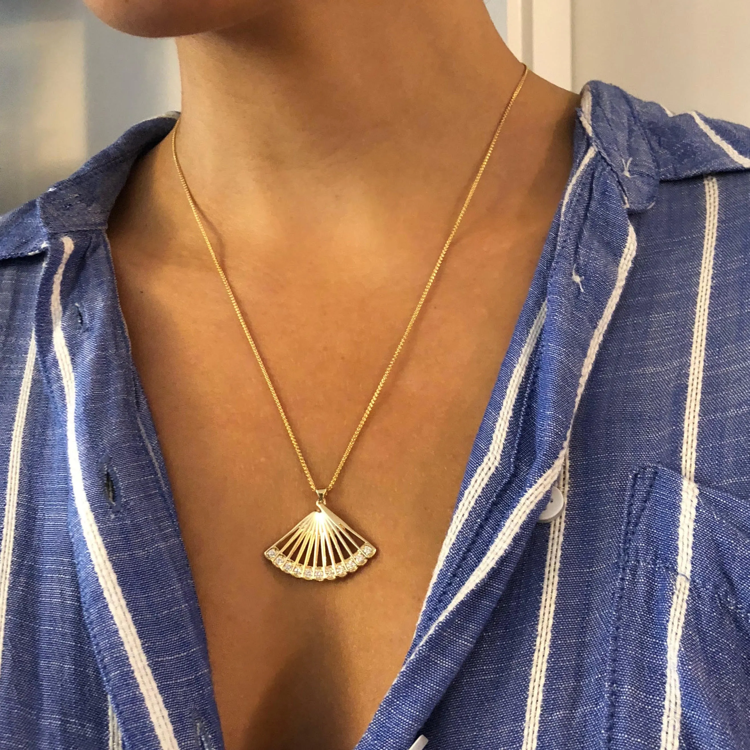 Zoe Fan Necklace